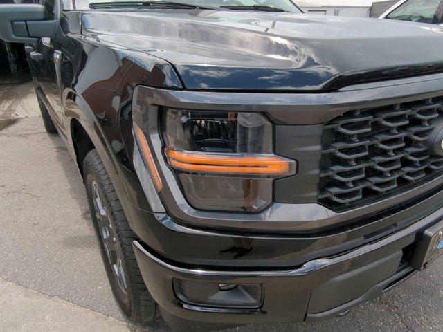 new 2025 Ford F-150 car, priced at $52,230