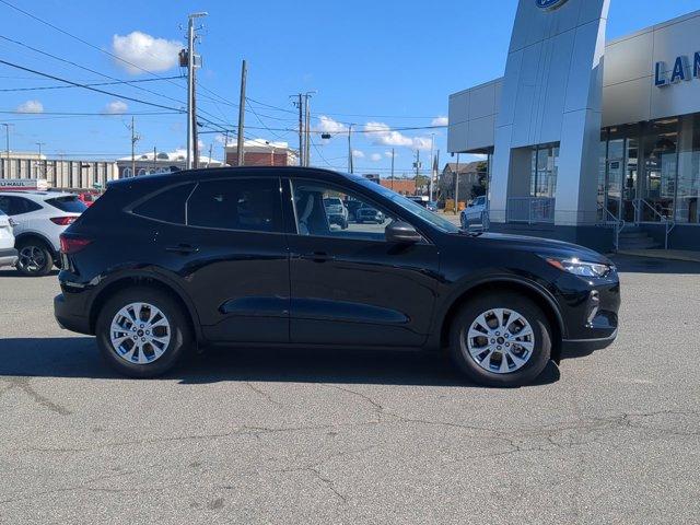 new 2025 Ford Escape car, priced at $24,995