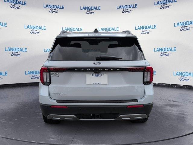 new 2025 Ford Explorer car, priced at $45,720