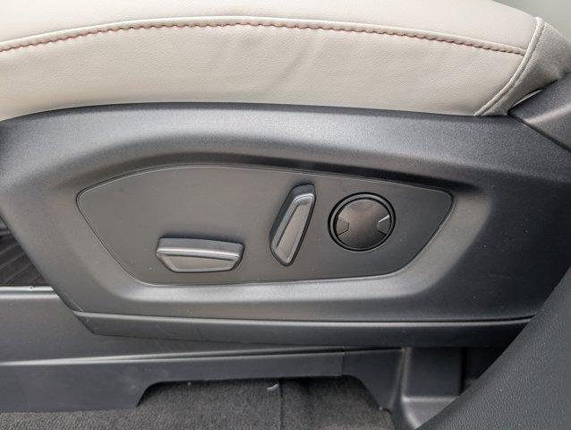 new 2025 Ford Explorer car, priced at $45,720