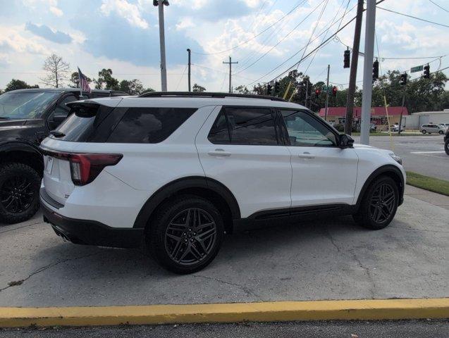new 2025 Ford Explorer car, priced at $62,975