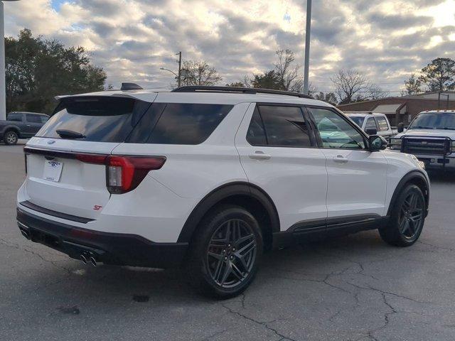 new 2025 Ford Explorer car, priced at $57,195