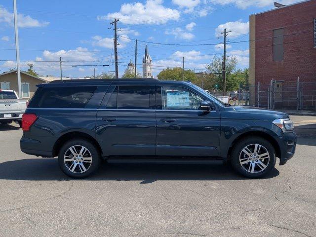 new 2024 Ford Expedition Max car, priced at $72,120