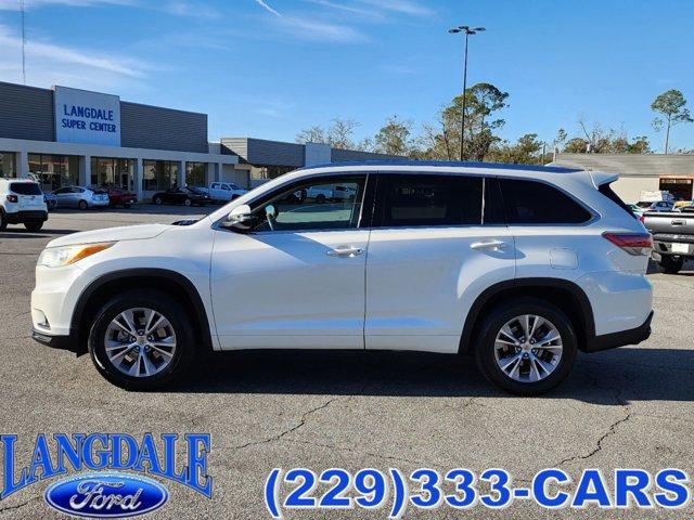 used 2014 Toyota Highlander car, priced at $11,882