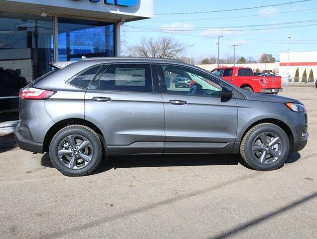 new 2024 Ford Edge car, priced at $38,392