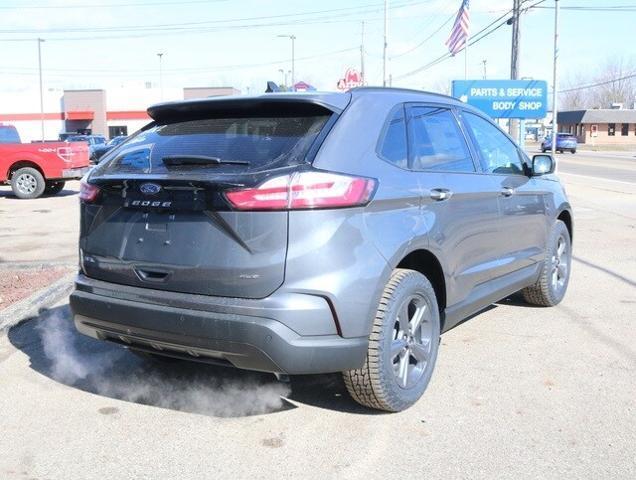 new 2024 Ford Edge car, priced at $38,392