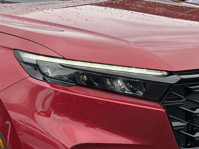 used 2023 Honda CR-V Hybrid car, priced at $32,872