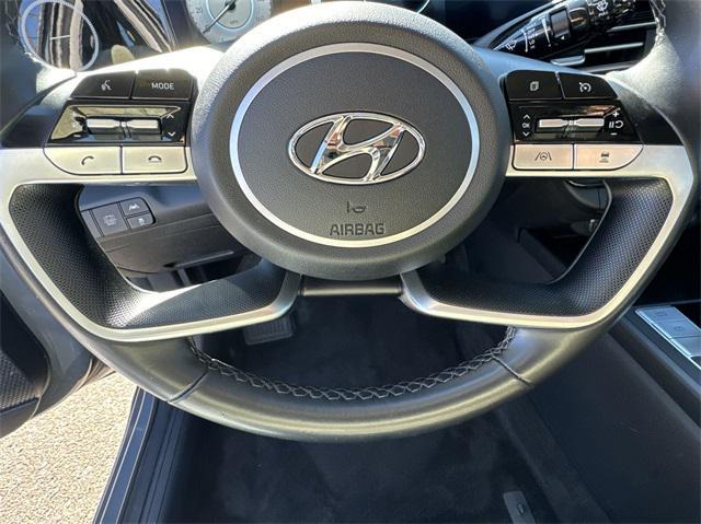 used 2022 Hyundai Elantra car, priced at $22,977
