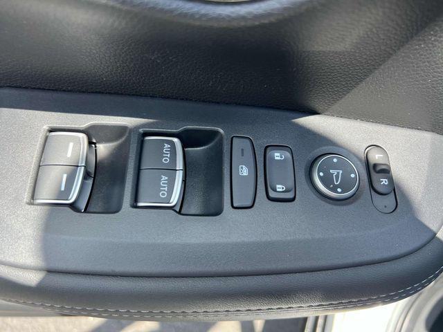 used 2025 Honda HR-V car, priced at $29,999