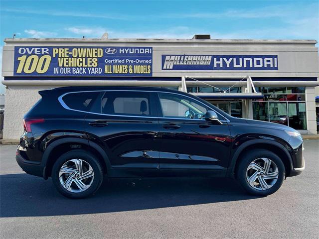 used 2022 Hyundai Santa Fe car, priced at $21,000