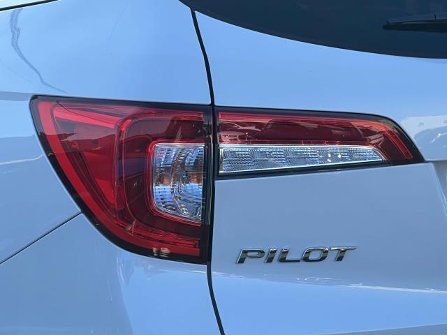 used 2021 Honda Pilot car, priced at $24,399