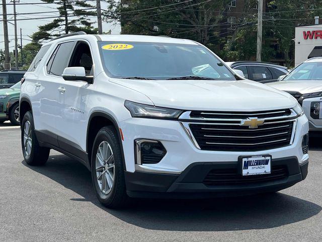 used 2022 Chevrolet Traverse car, priced at $27,124