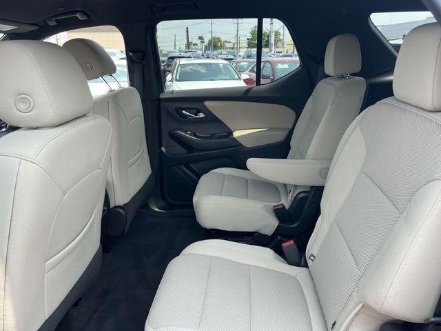 used 2022 Chevrolet Traverse car, priced at $27,124