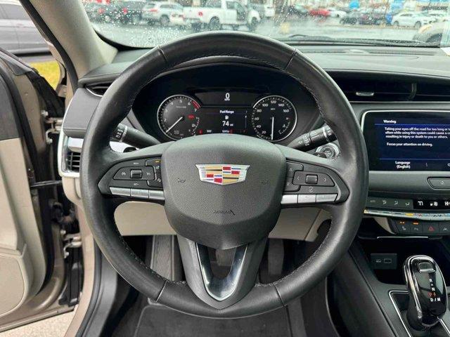 used 2023 Cadillac XT4 car, priced at $29,323