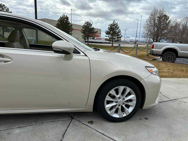 used 2013 Lexus ES 300h car, priced at $17,488