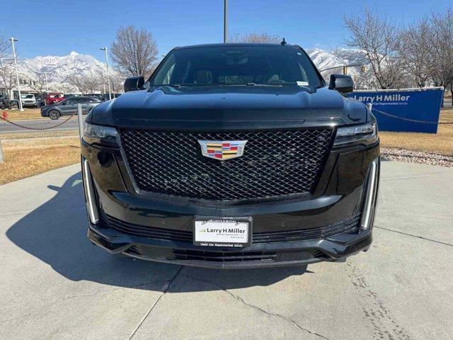 used 2022 Cadillac Escalade ESV car, priced at $73,800