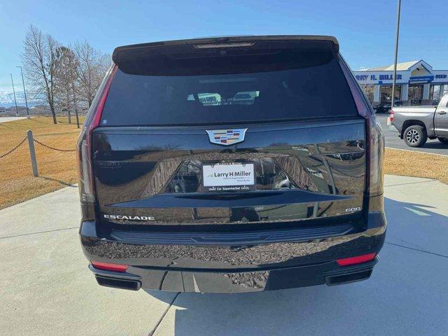 used 2022 Cadillac Escalade ESV car, priced at $73,800