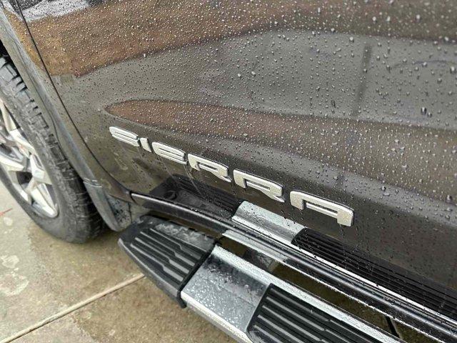 used 2022 GMC Sierra 1500 car, priced at $43,806