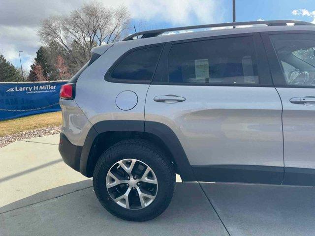 used 2017 Jeep Cherokee car, priced at $17,875