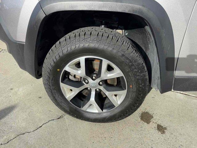 used 2017 Jeep Cherokee car, priced at $17,875