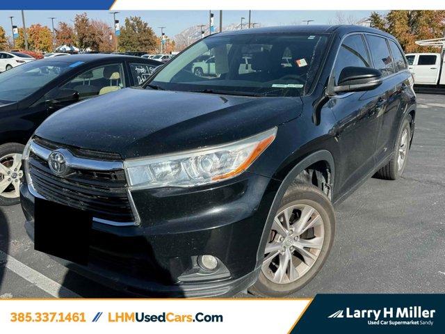 used 2015 Toyota Highlander car, priced at $17,289