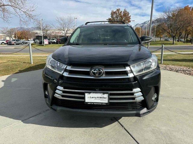 used 2019 Toyota Highlander car, priced at $29,995