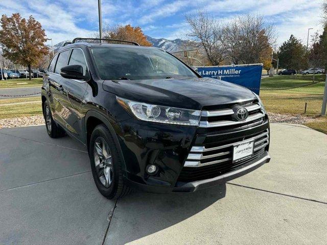 used 2019 Toyota Highlander car, priced at $29,995