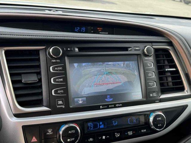 used 2019 Toyota Highlander car, priced at $29,995