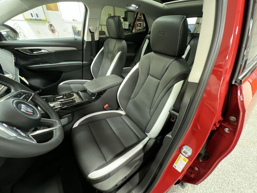 new 2025 Buick Envision car, priced at $41,372