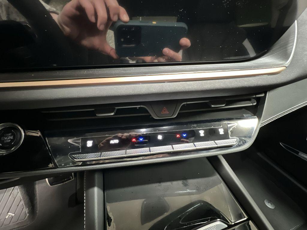 new 2025 Buick Envision car, priced at $41,372
