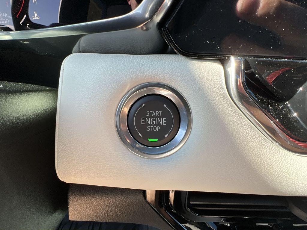 new 2025 GMC Canyon car, priced at $53,887