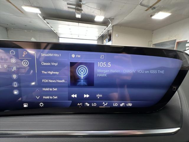 new 2025 Buick Envision car, priced at $38,150
