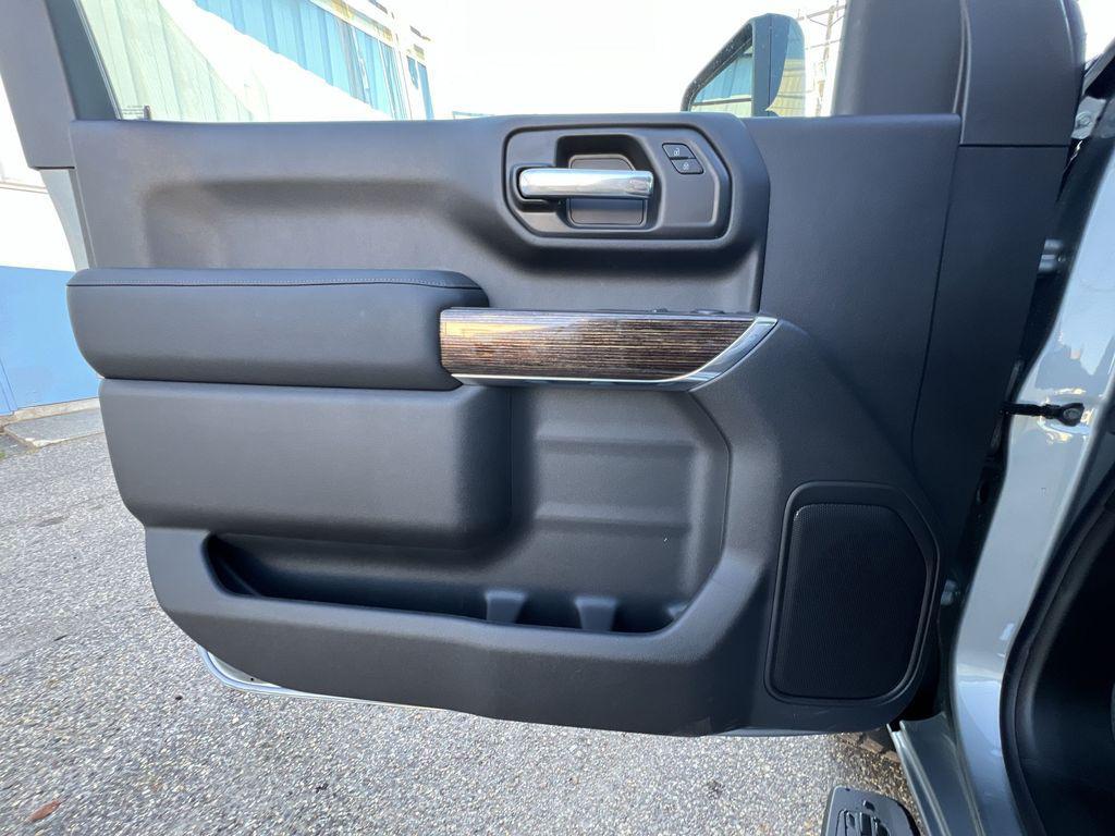 new 2026 GMC Sierra 2500 car, priced at $69,960