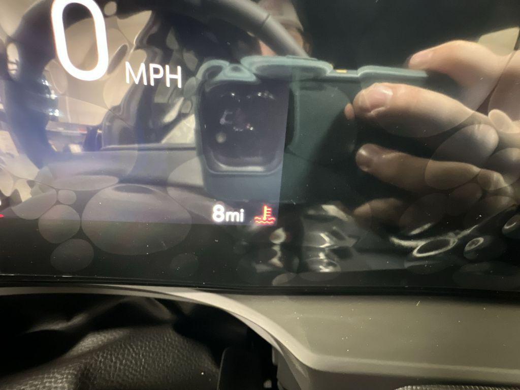 new 2025 Buick Envista car, priced at $25,180