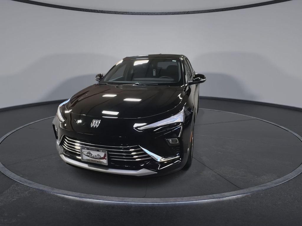 new 2025 Buick Envista car, priced at $25,180