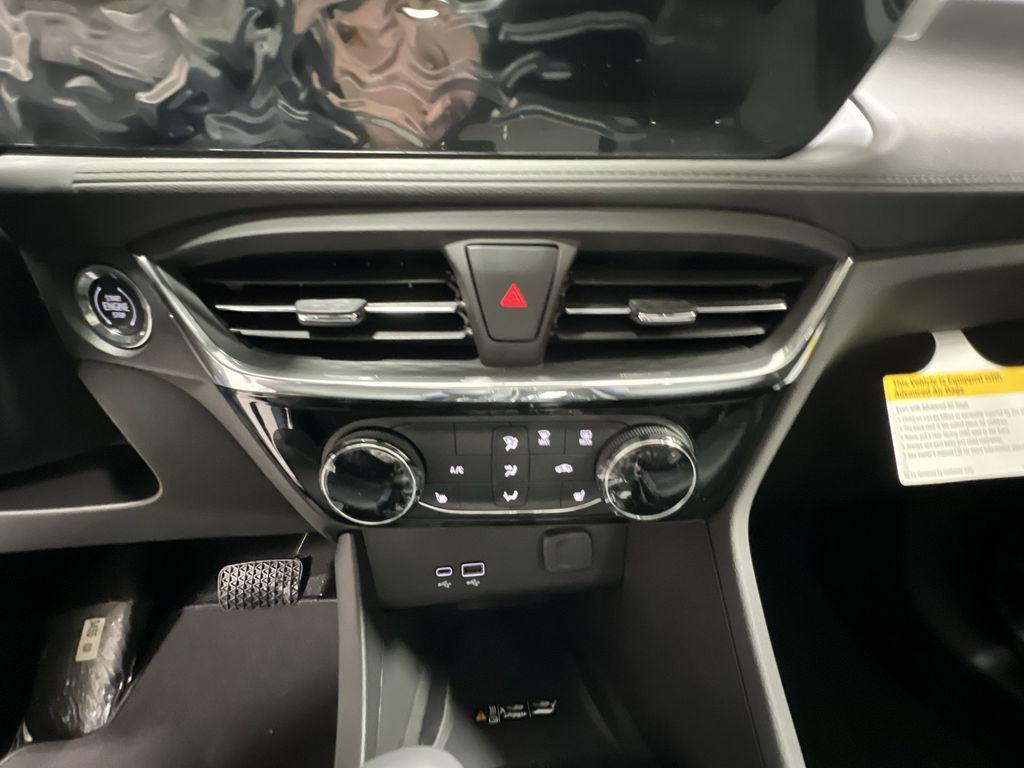 new 2025 Buick Encore GX car, priced at $34,404