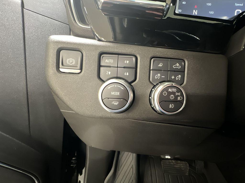 used 2022 GMC Sierra 1500 car, priced at $47,900