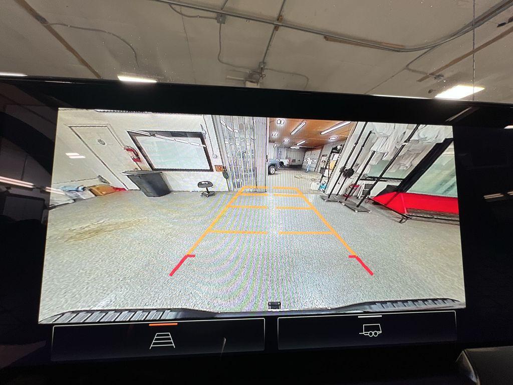 used 2022 GMC Sierra 1500 car, priced at $47,900