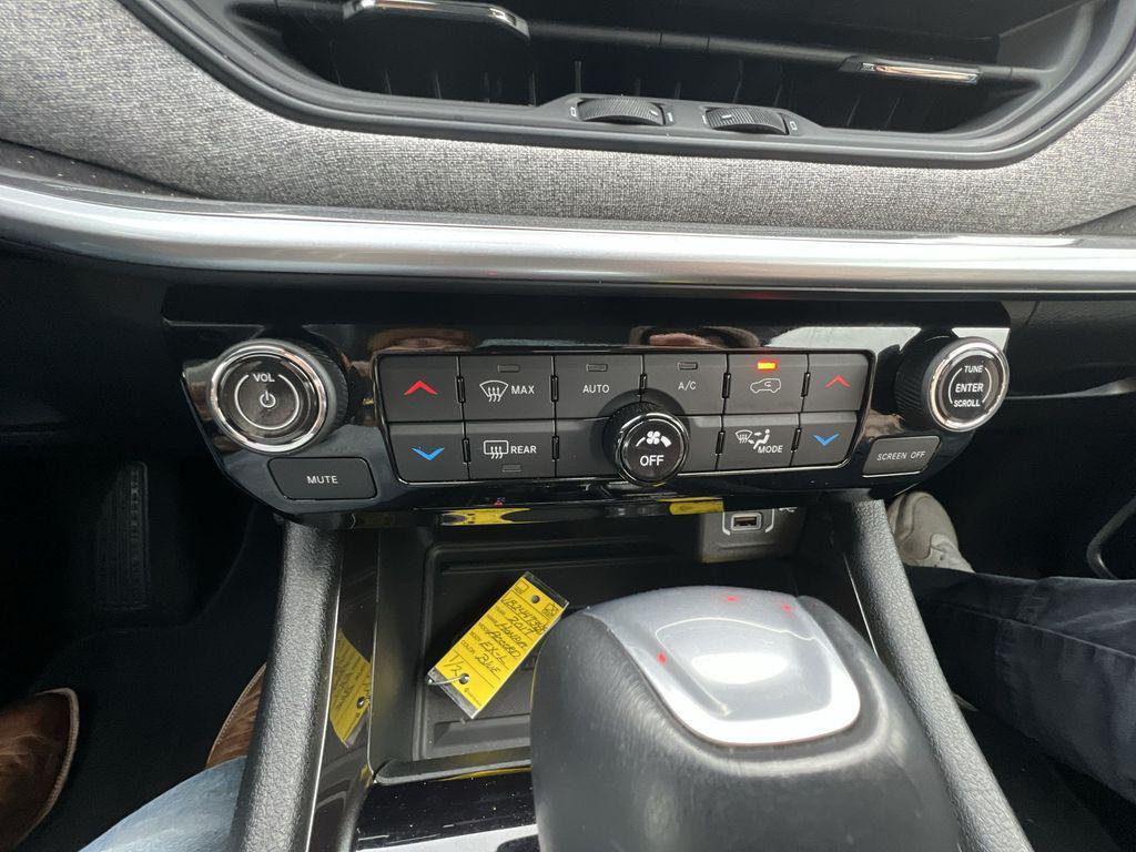 used 2022 Jeep Compass car, priced at $23,025