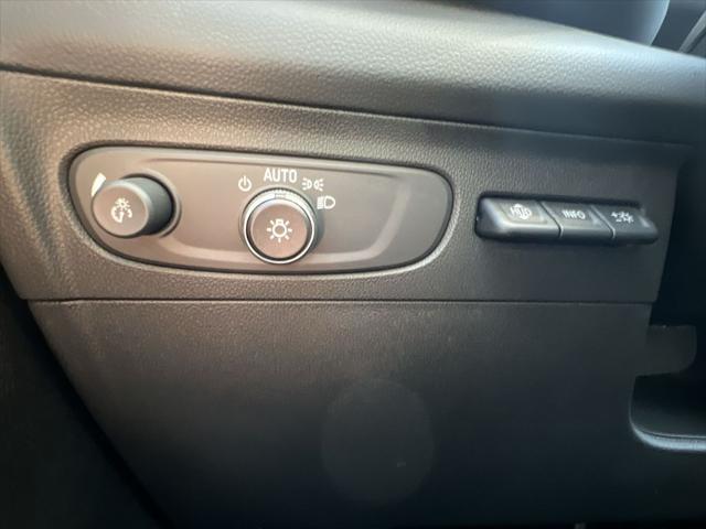 used 2022 Buick Envision car, priced at $33,200