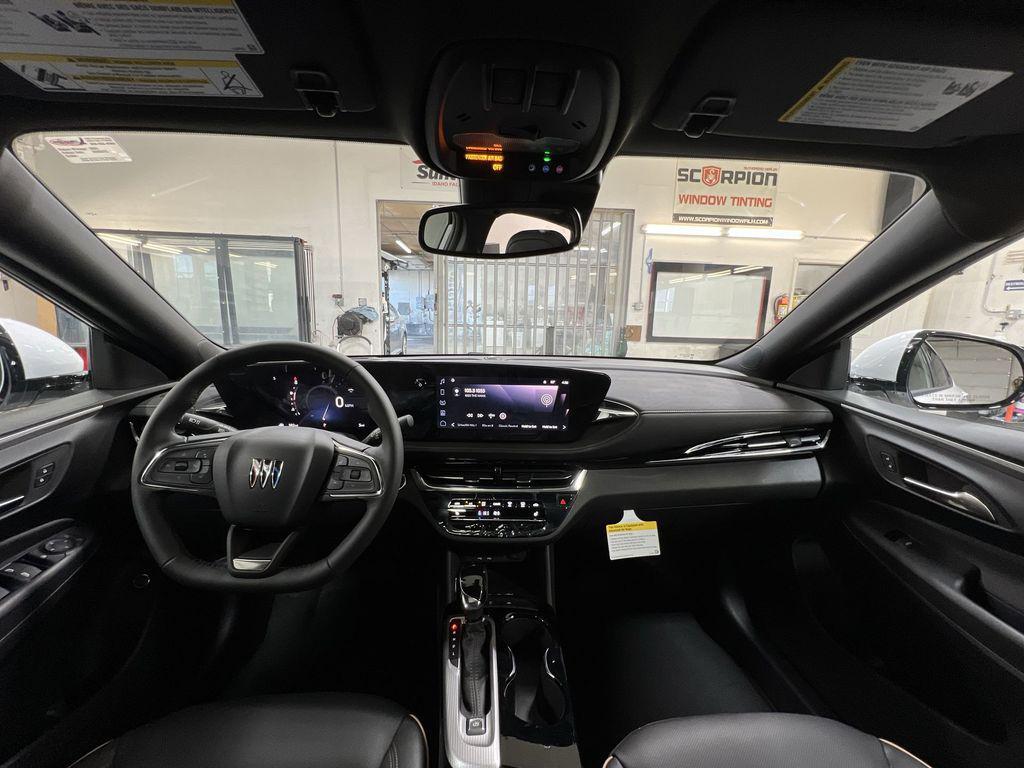 new 2025 Buick Envista car, priced at $30,337