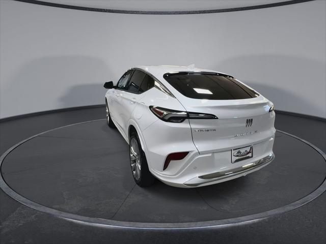 new 2025 Buick Envista car, priced at $31,010