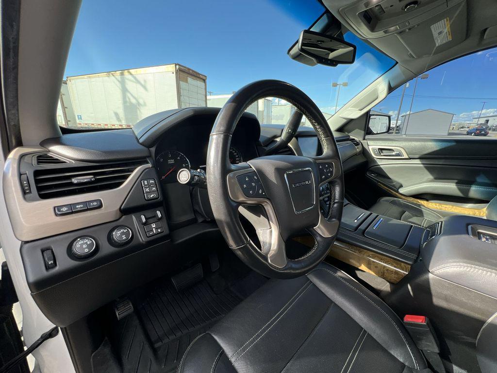 used 2017 GMC Yukon car, priced at $26,954
