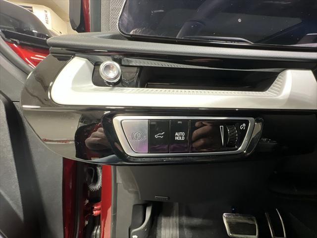 new 2025 Cadillac OPTIQ car, priced at $58,995