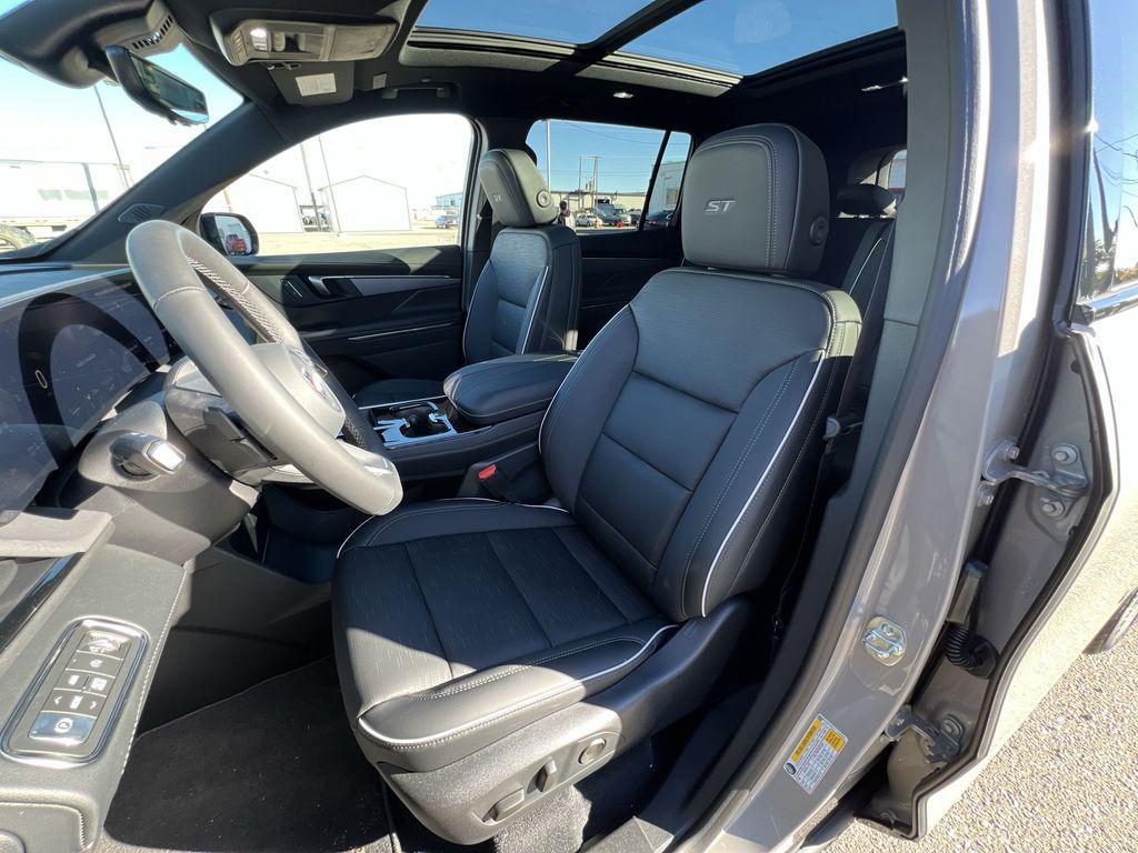 new 2026 Buick Enclave car, priced at $55,805
