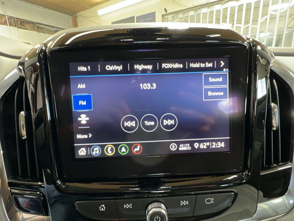 used 2020 Chevrolet Traverse car, priced at $27,975