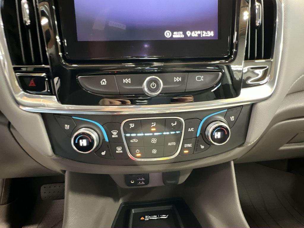 used 2020 Chevrolet Traverse car, priced at $27,975