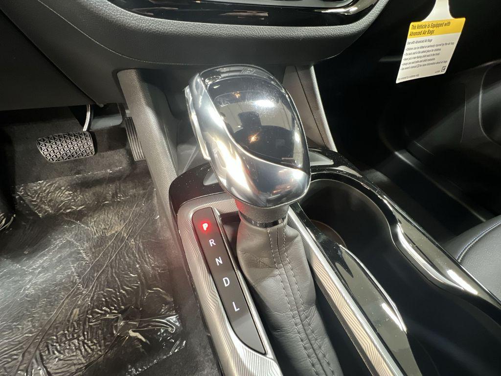 new 2025 Buick Envista car, priced at $26,707