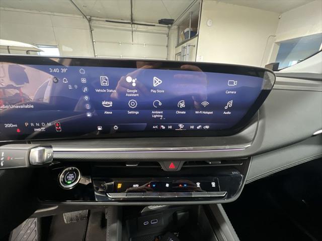 new 2025 Buick Envision car, priced at $38,240