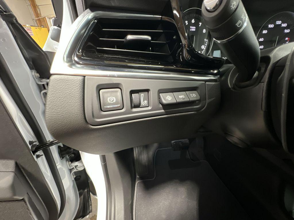 new 2025 Cadillac XT6 car, priced at $63,130